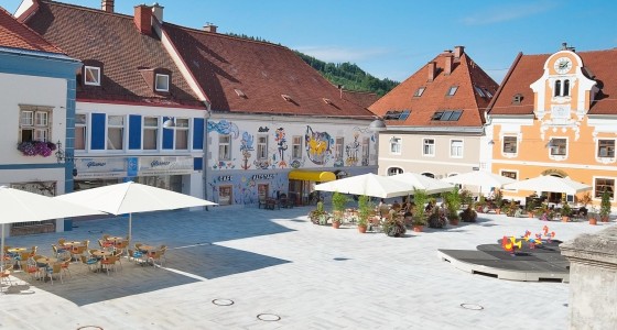 Umbriano Pflaster Hauptplatz Kapfenberg Oesterreich 35457 045