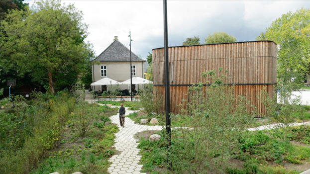 Frederiksberg (DNK), Town Hall, Asak Flyt Cubus Objectcolour 1418. I © by ASAK, Norway
