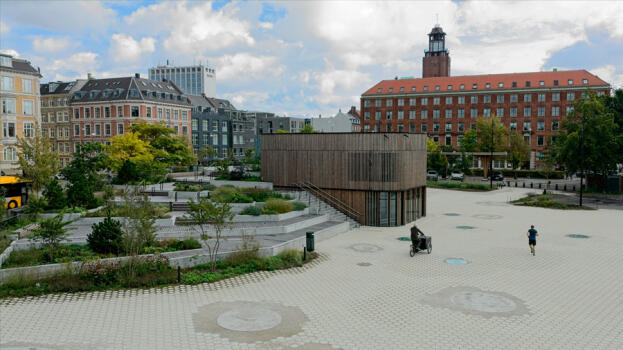 Frederiksberg (DNK), Town Hall, Asak Flyt Cubus Objectcolour 1418. I © by ASAK, Norway