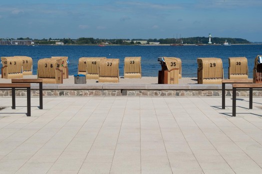 Kiel (D), Strandpromenade, Boulevard Sand beige.