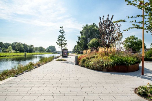 Hellevoetsluis, pedestrian zone, Boulevard Sand beige.