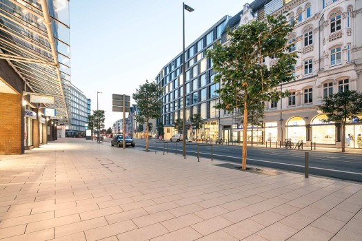 Hamburg (DE), Opernboulevard, Boulevard Sand beige.