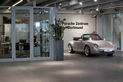 Dortmund (DE), Porsche Centrum, Boulevard Nardo.