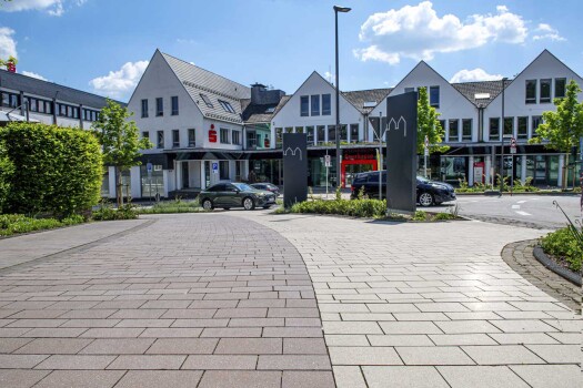 Wiehl (D), city centre, Boulevard, object color 1346 and 3745.