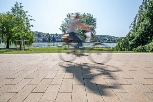 Koblenz (D), Kaiserin-Augusta-Promenade, Corio EcoTerra, Objectcolor 8015.