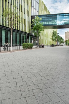 Köln (D), Uniklinik, La Linia Grey granite and Dark grey granite.