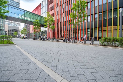 Köln (D), Uniklinik, La Linia Grey granite and Dark grey granite.