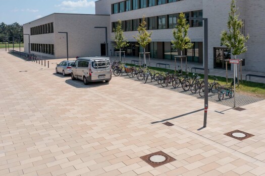 EMAnuel Schule Koeln Palladio Beige 2644 0157