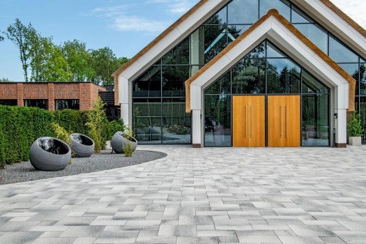 Laren (NL), Crematorium, Umbriano Grey granite-white textured.