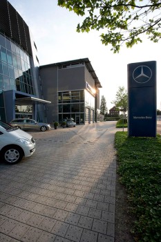 Köln (DE), Mercedes Benz, AquaSix granite.