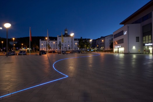 Iserlohn (D), Station forecourt, Belpasso Grigio.