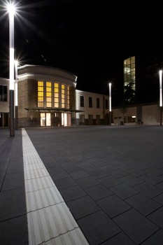 Mülheim (D), Station forecourt, System Terra Lava anthracite.