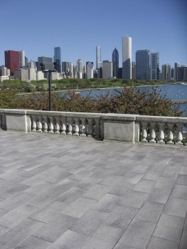 Chicago (USA), Shedd Aquarium, Umbriano Grey granite-white textured.