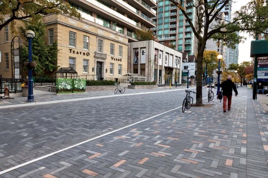 Toronto (CA), Yorkville Streetscape, Umbriano Special colour.