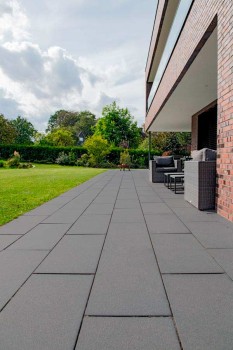 Privat object, Cortesa Quartz grey.